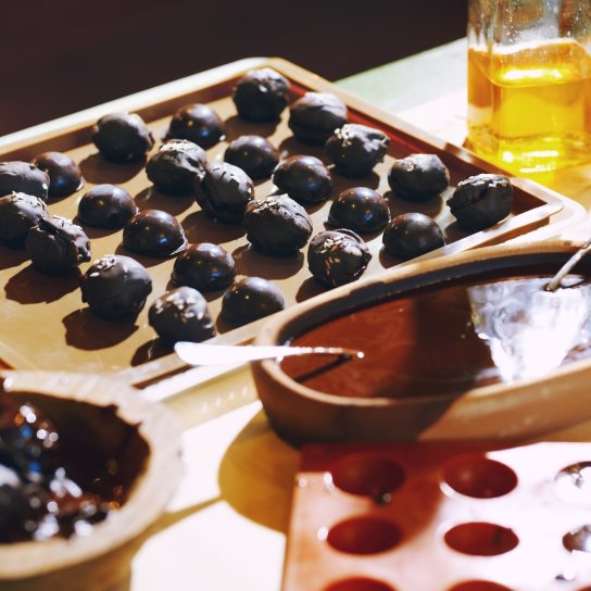 Шоколадні цукерки з калиною