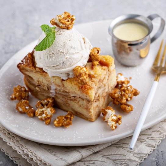 Запіканка з паски і яблук