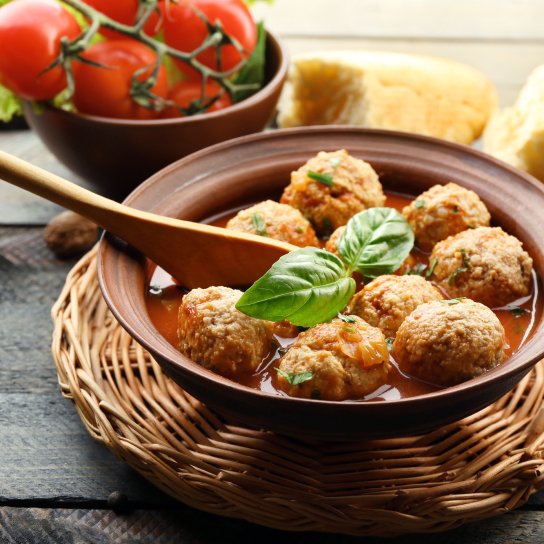 М'ясні фрикадельки в підливі