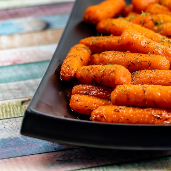 Запечена морква з часником і пармезаном