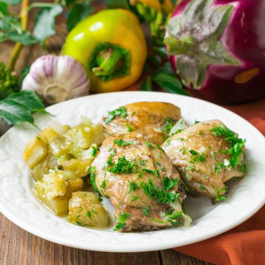 курячі стегенця з картопелю