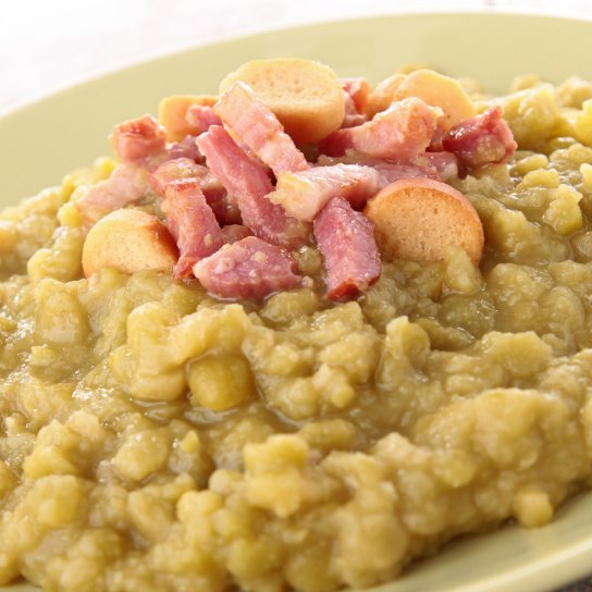 Горохове пюре зі шкварками