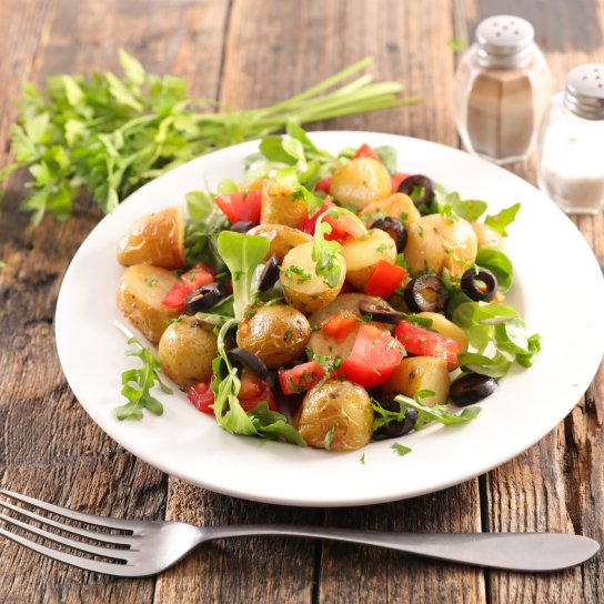 Картопляний салат з помідорами