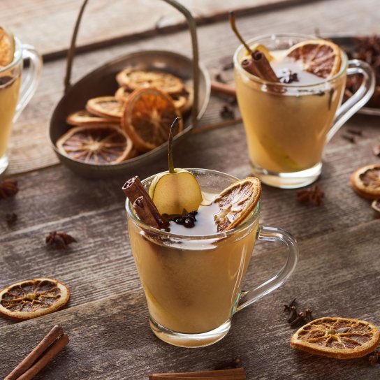 Грушевий глінтвейн зі спеціями