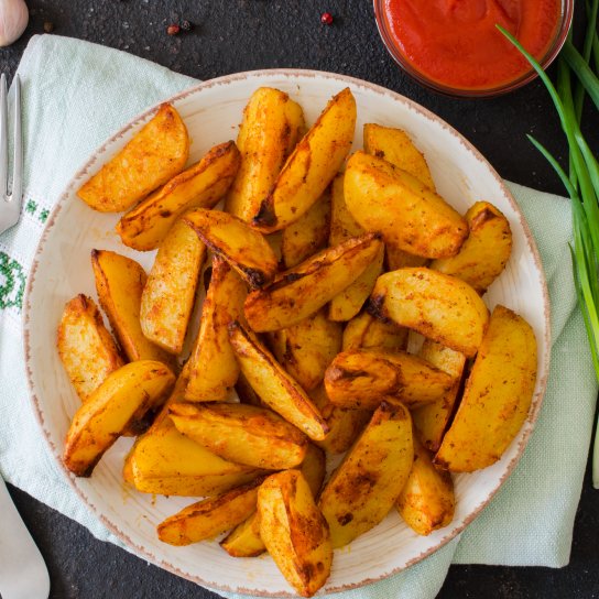 Жареный картофель в сухарях