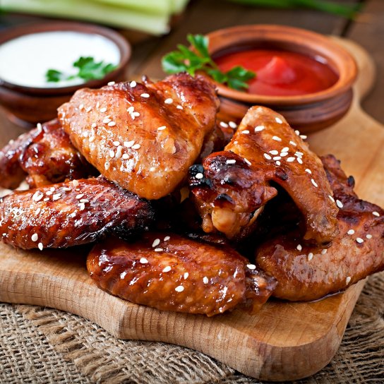 Пряные куриные крылышки: рецепт