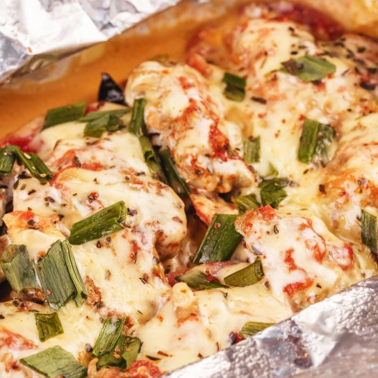 Біла риба під твердим сиром