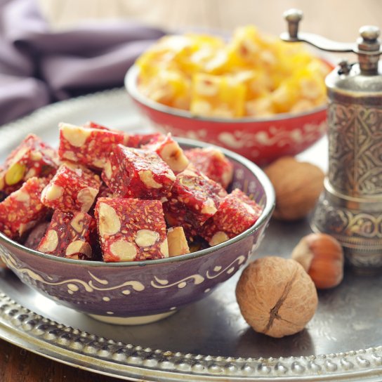 Гранатовый рахат-лукум с фундуком