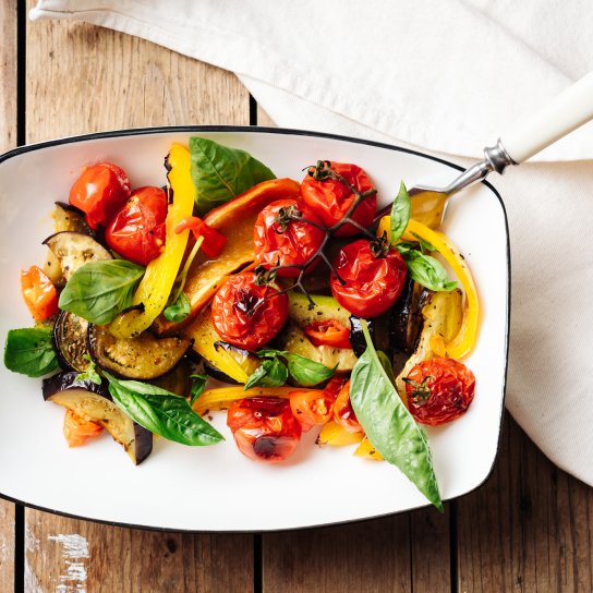 Запечені чері з баклажанами