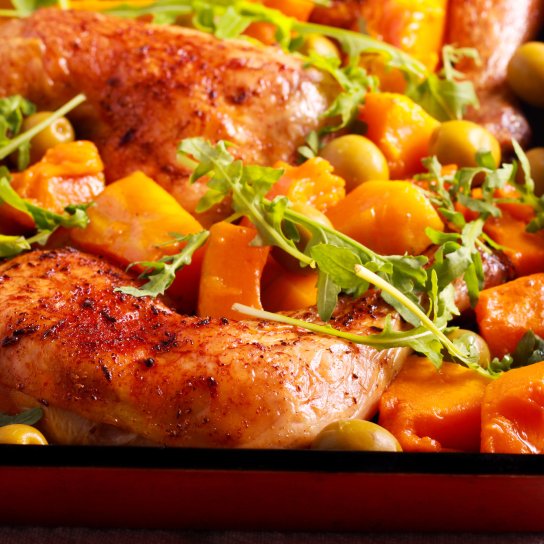 Курка, фарширована айвою і гарбузом