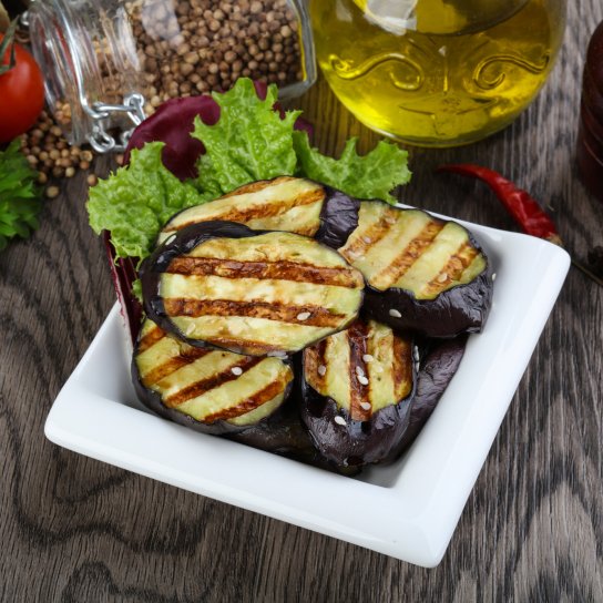 Баклажани на грилі