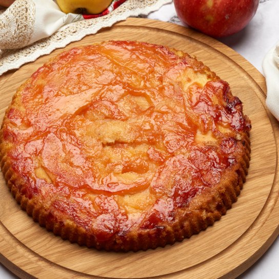 Яблучний пиріг навпаки