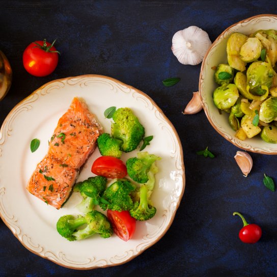 лосось з овочами