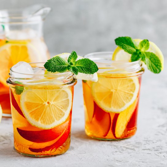 Лимонад з нектаринами