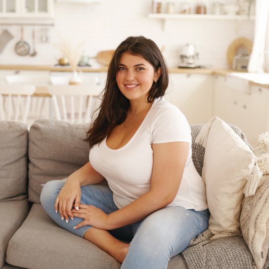 Дівчина з зайвою вагою