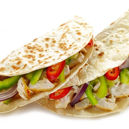 Тортилья с овощами и курицей