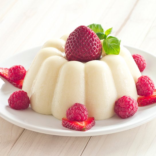 сирне бланманже з полуницею