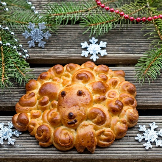 Пиріг “Вівця” з м’ясною начинкою