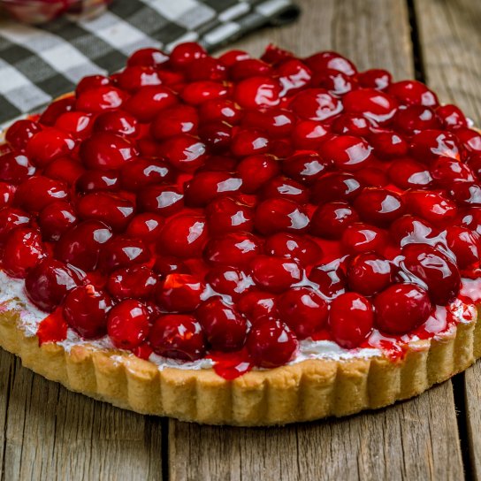 тарт з вишнею