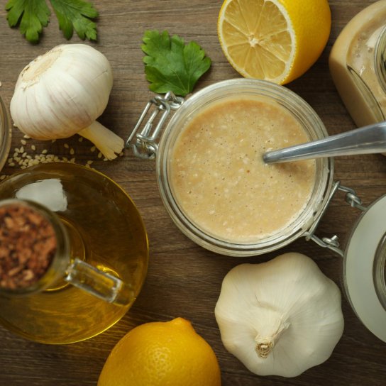 Лимонно-часникова заправка