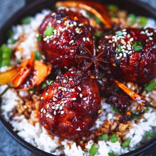 Яйца в соусе