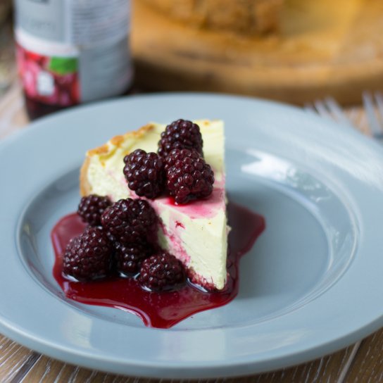 Чизкейк с хлебцами и джемом