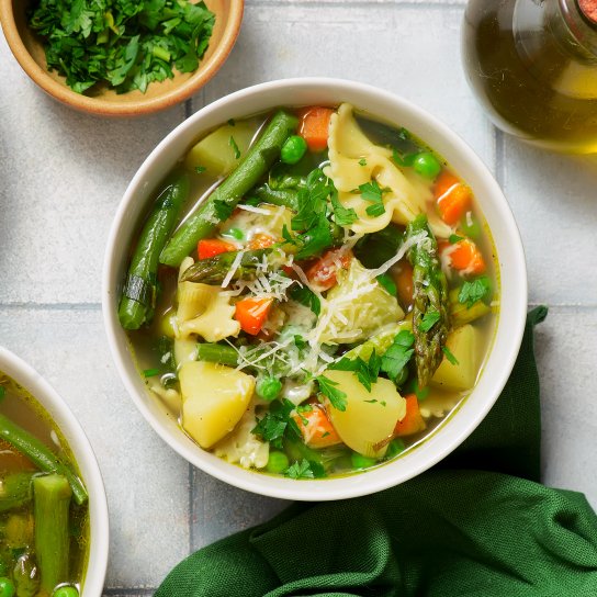 Мінестроне з горошком