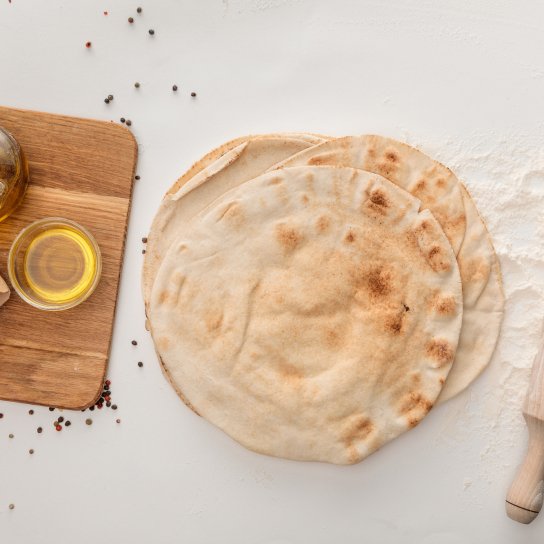 Тонкий лаваш на сковороді вдома