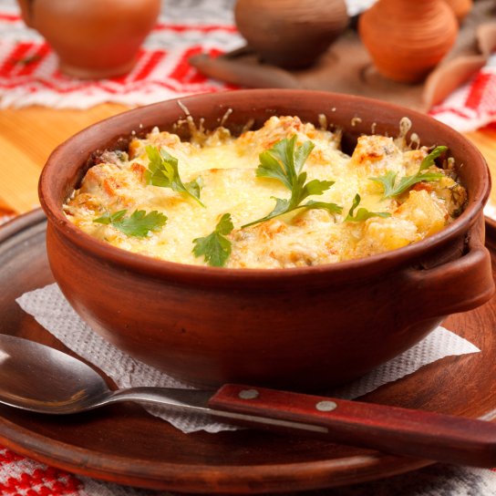 Картошка с брынзой в горшках рецепт