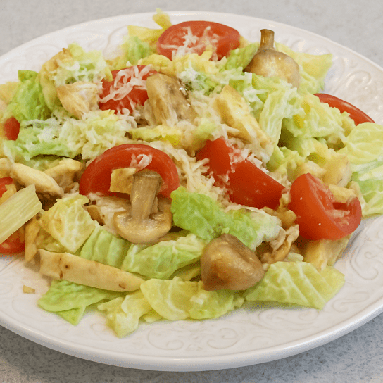 Салат «Максим» з пекінською капустою, куркою і печерицями