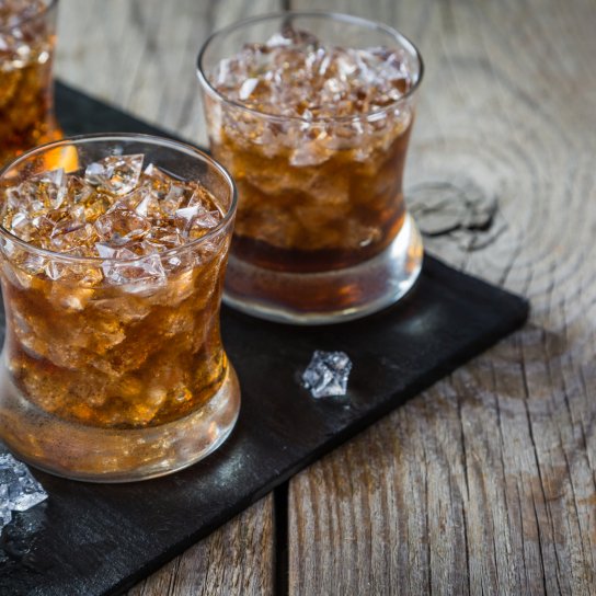 Коктейль Таллула з віскі, коли, арахісу