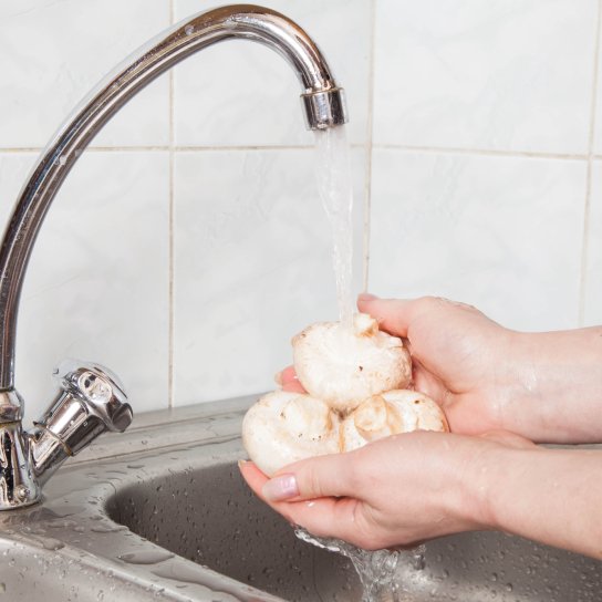 Миття грибів