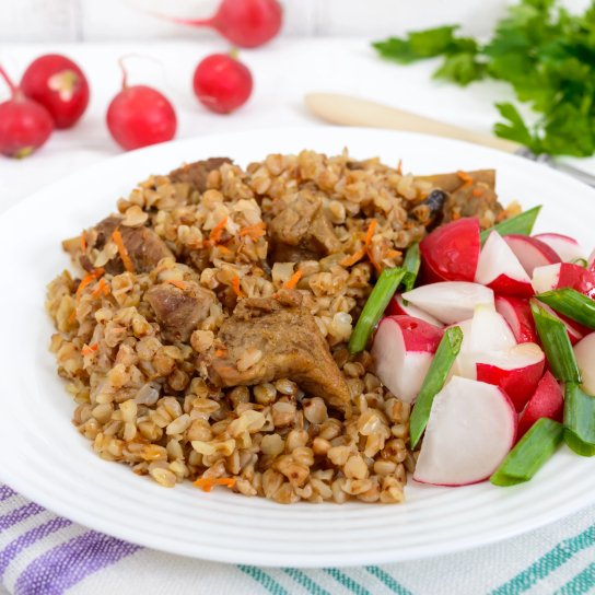 Гречка зі свининою