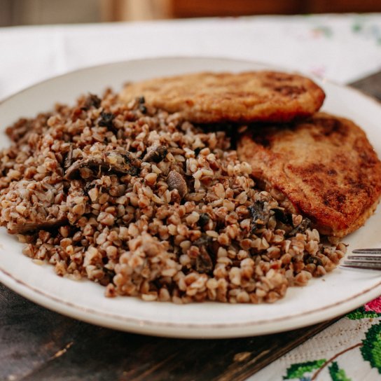 Гречана каша з грибами