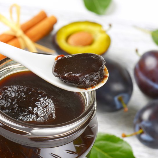 "Нутелла" зі слив і шоколаду на зиму