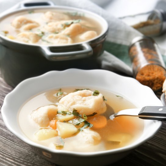 Овочевий суп з пельменями