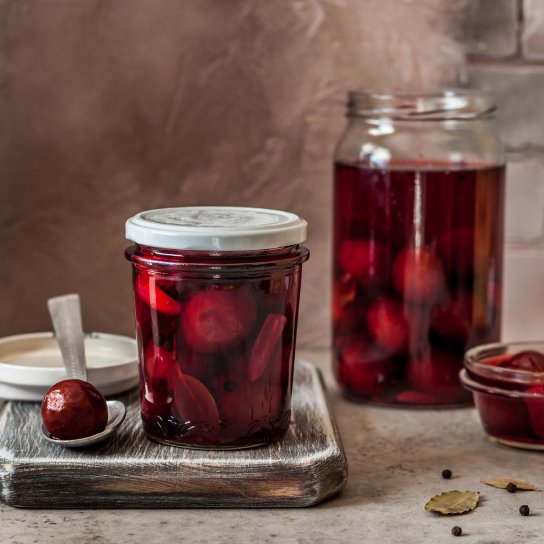 мариновані сливи