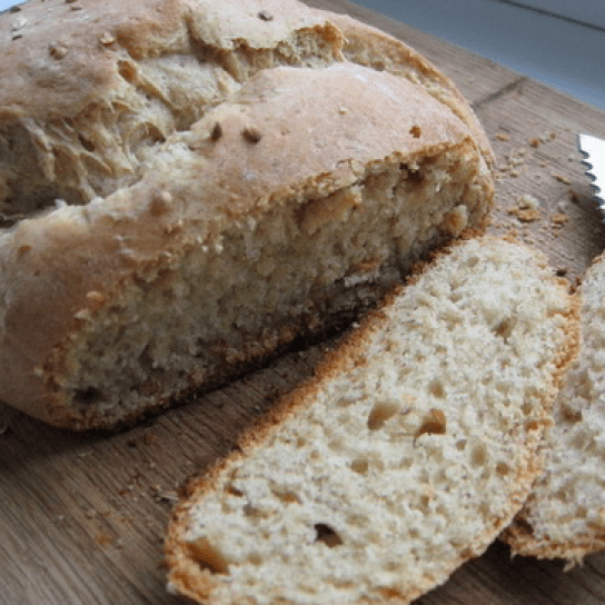 Хліб з цільнозернового борошна