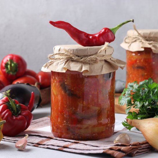 Баклажани з чилі на зиму