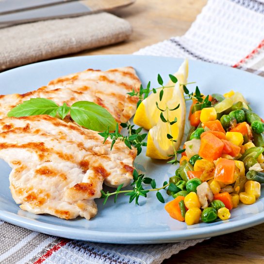 Курка з овочами