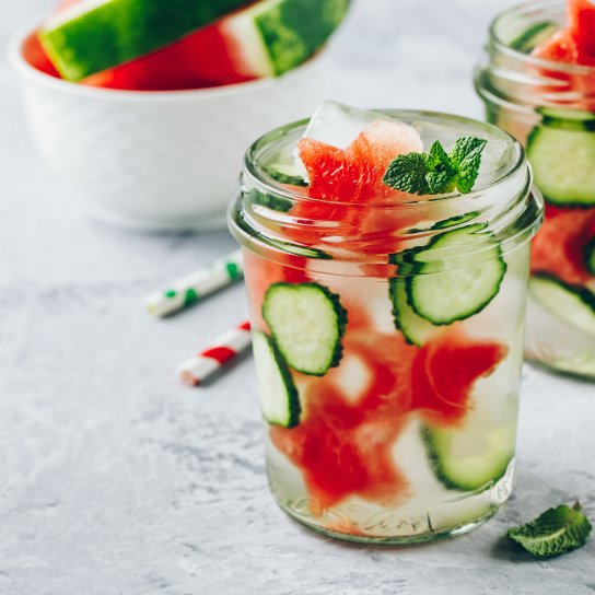 Лимонад з кавуном і огірком