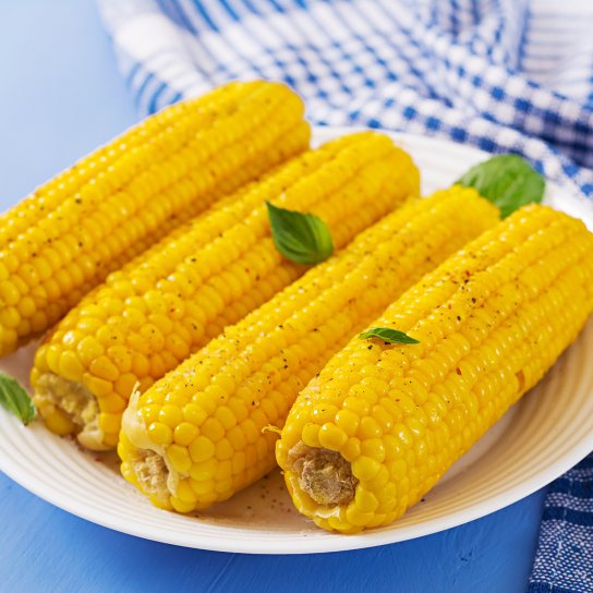 Варена кукурудза у вершковому соусі