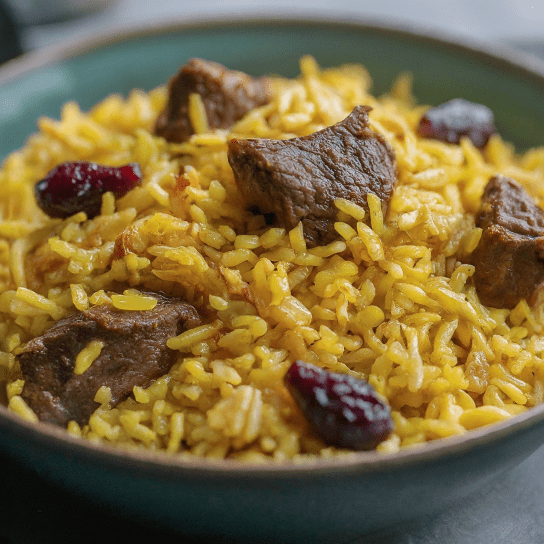 Плов з кизилом