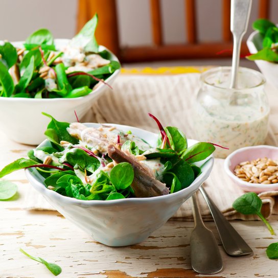 Салат з тунцем і редискою