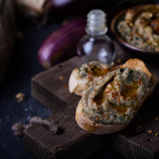 Баклажанна паста