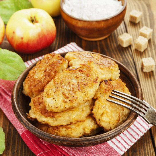 Яблучні оладки