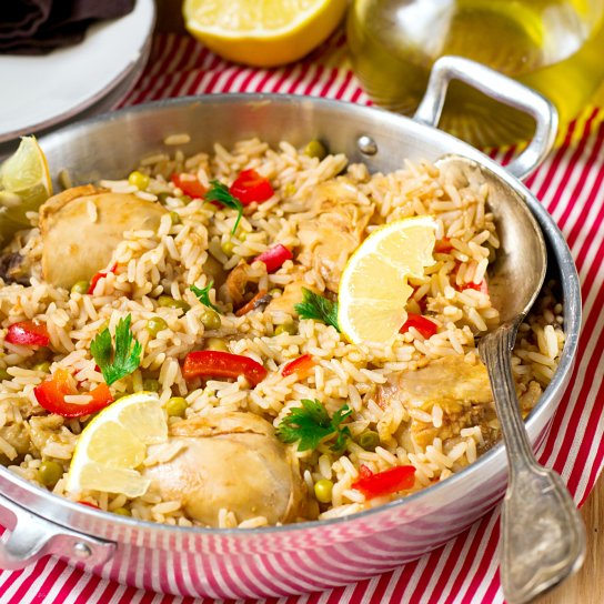 Запечена курка з рисом