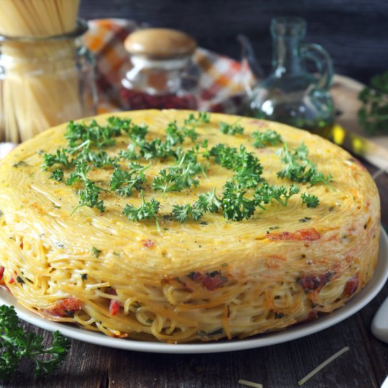 Пиріг із спагеті та фаршу