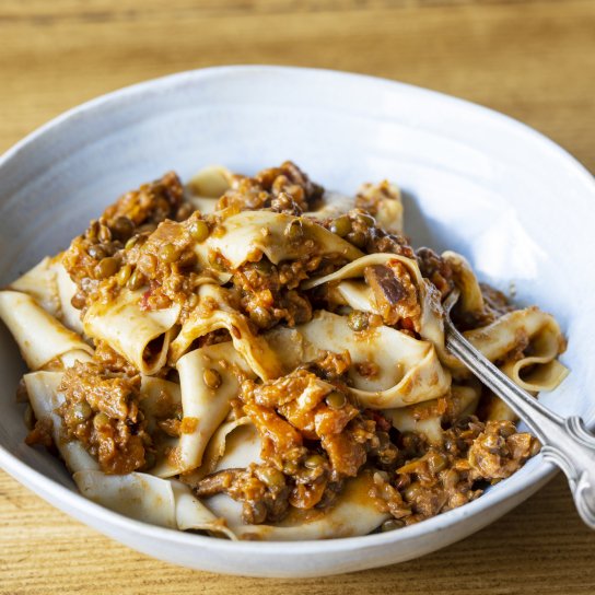 Паста із сочевицею