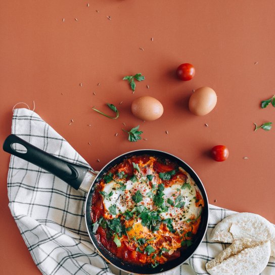 Яичная шакшука